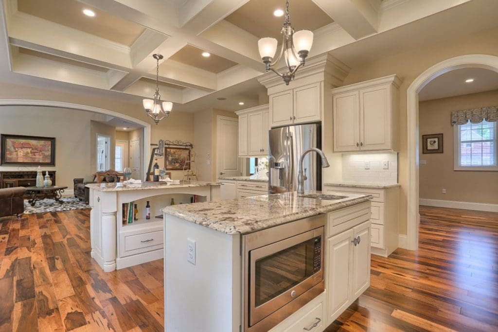 EAO-90_OAKMONT _KITCHEN_15