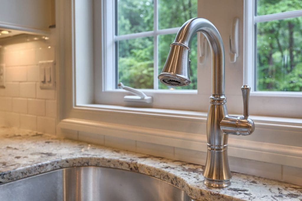 EAO-90_OAKMONT _KITCHEN_16