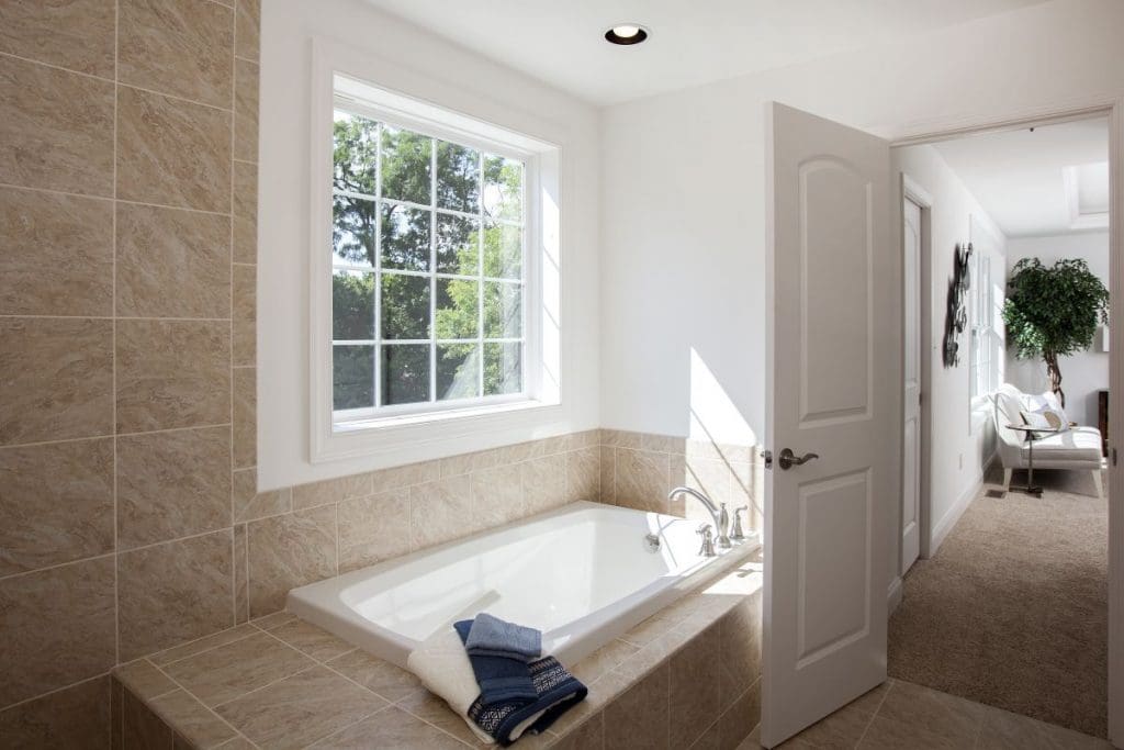 MLG-3_CLARKSVILLE_BATHROOMS_17__WEB_16