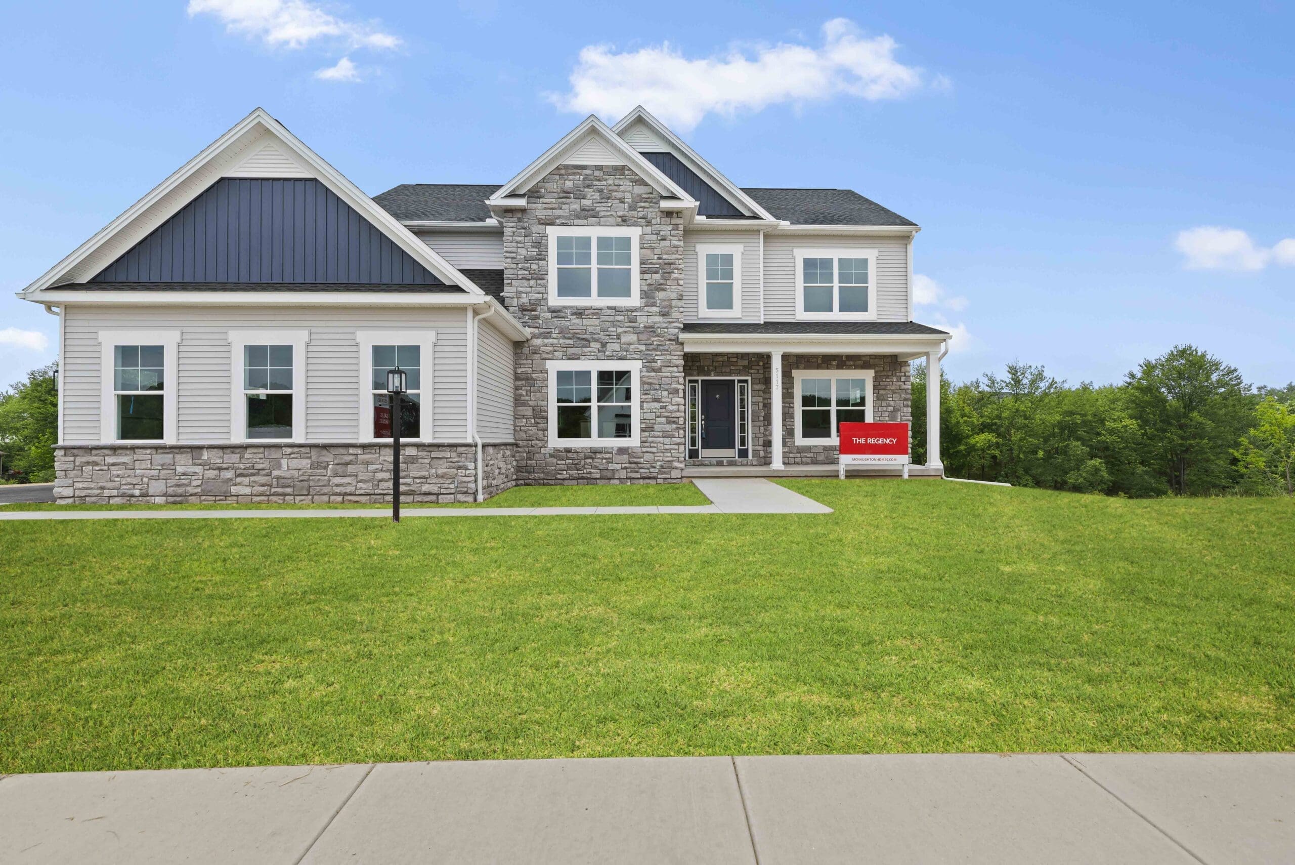 The Regency 5117 Front